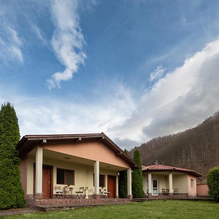 Вили Тихия Кът Ribarica Exteriér fotografie
